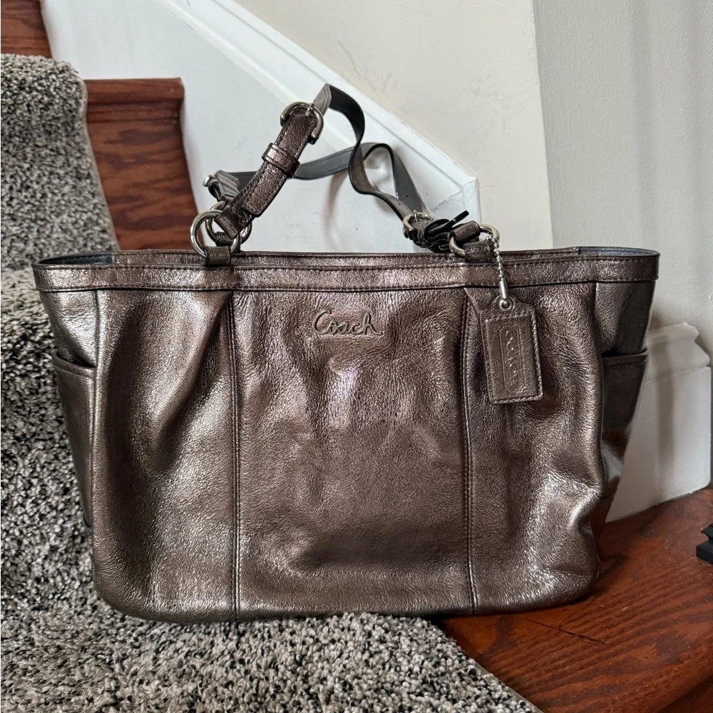 COACH Gallery East West Tote Metallic Leather Shoulder Bag Shimmering Bronze
